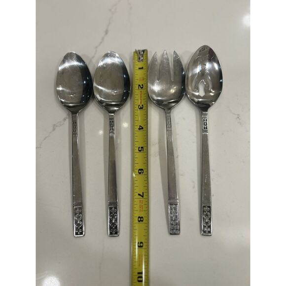 Vtg Set of 4 Fleur de Lis Serving Pieces Stainless Flatware Taiwan Customcraft - Picture 3 of 6
